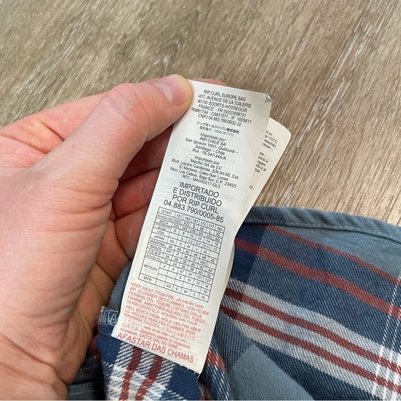 Rip Curl Button Up Shirt Womens Size M Blue Checked Long Sleeve Collared Pocket - Picture 15 of 16